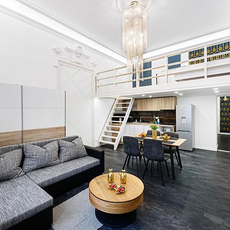 Florence Downtown Apartments บูดาเปสต์ ภายนอก รูปภาพ
