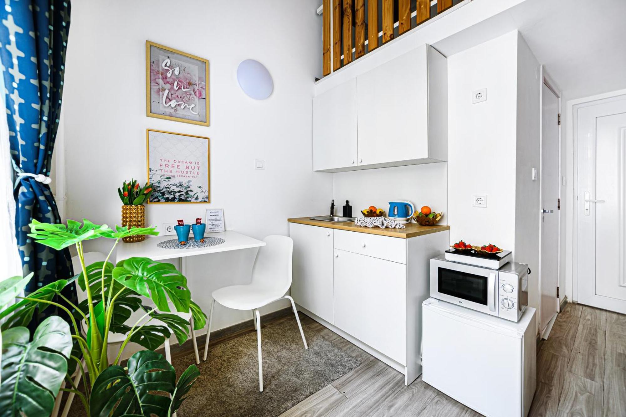 Florence Downtown Apartments บูดาเปสต์ ภายนอก รูปภาพ
